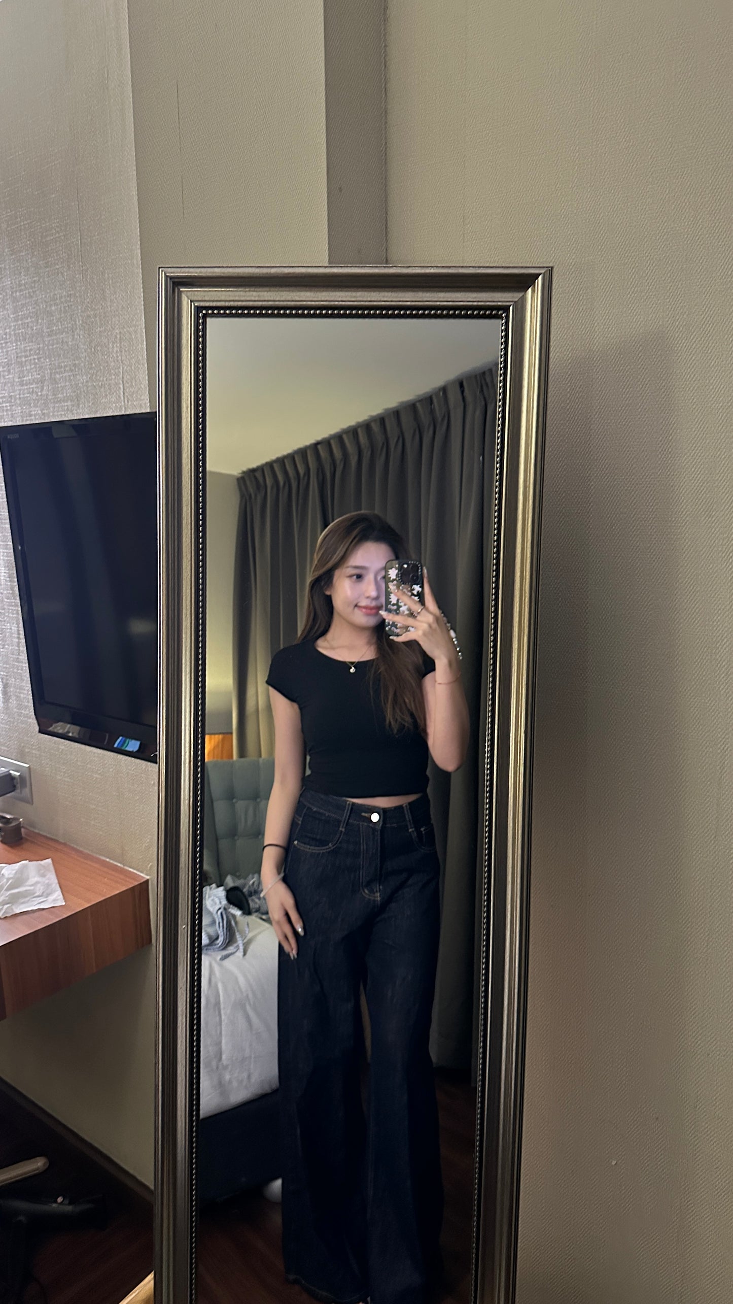 大~露背短袖上衣