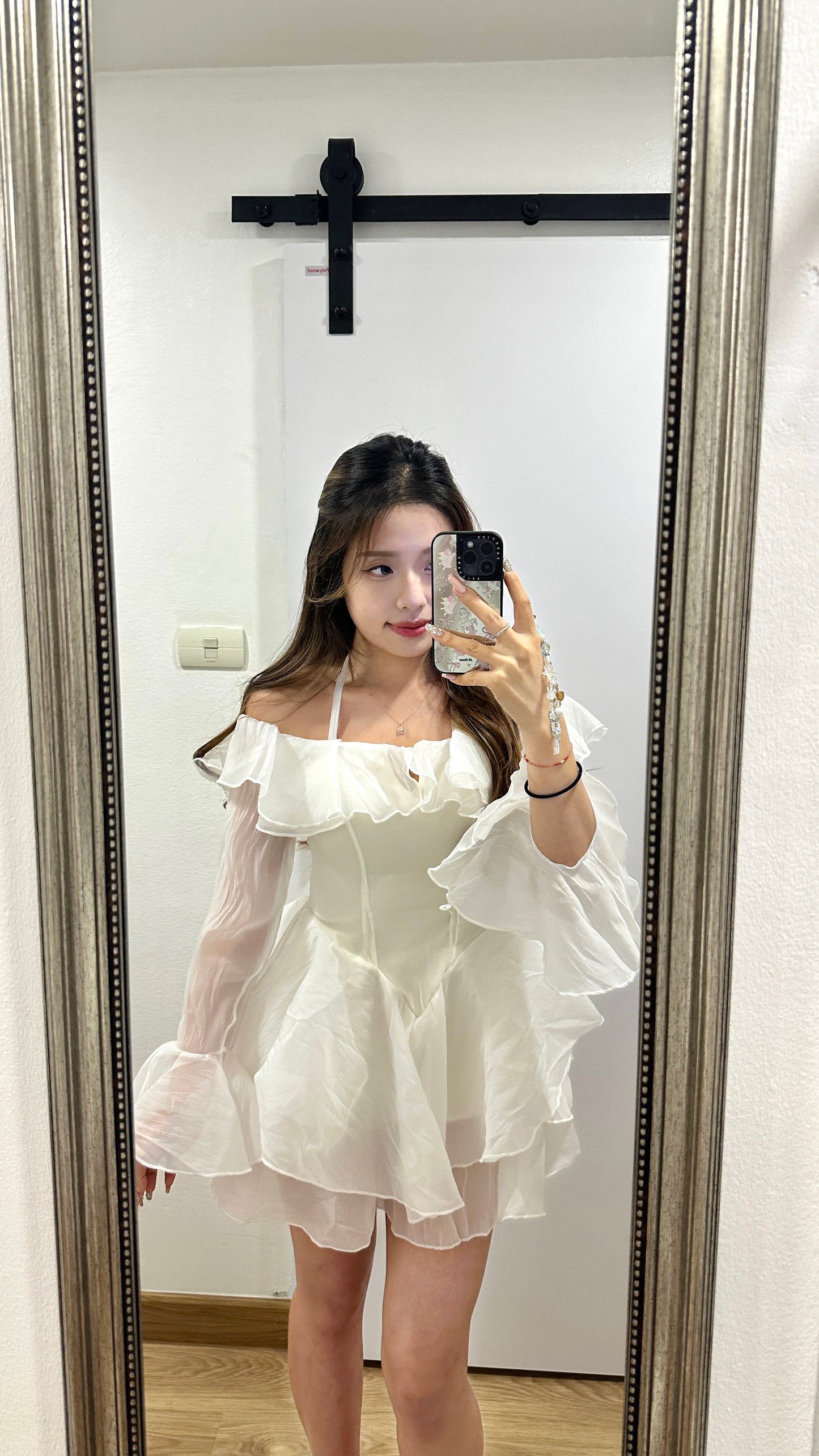 黑白飄逸小禮裙