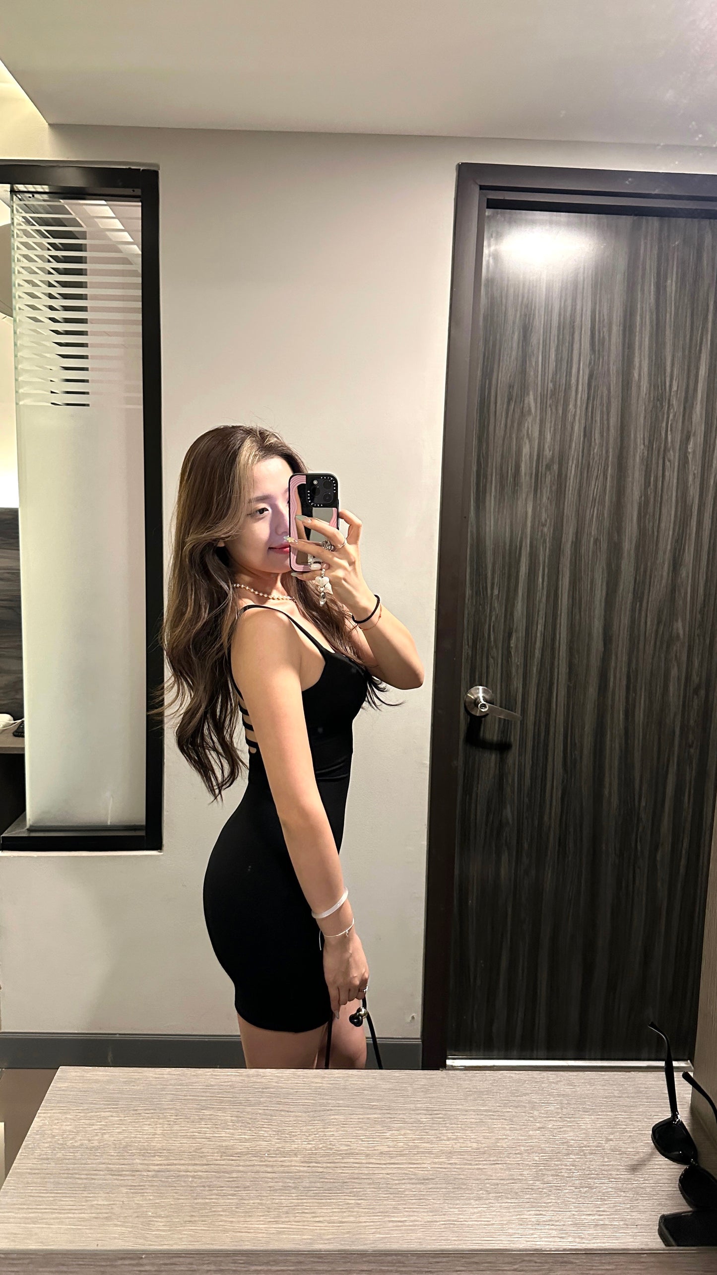 超美露背連身裙