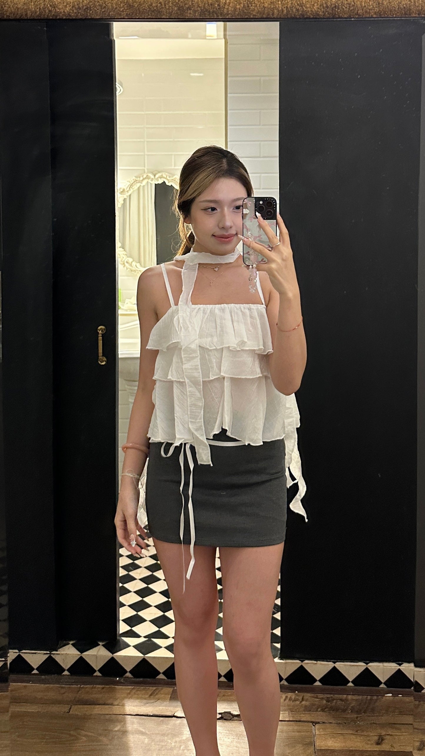 闊闊吊帶飄逸上衣