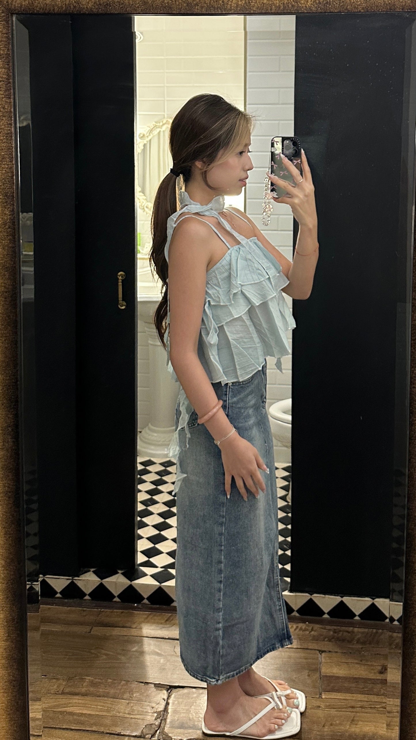闊闊吊帶飄逸上衣